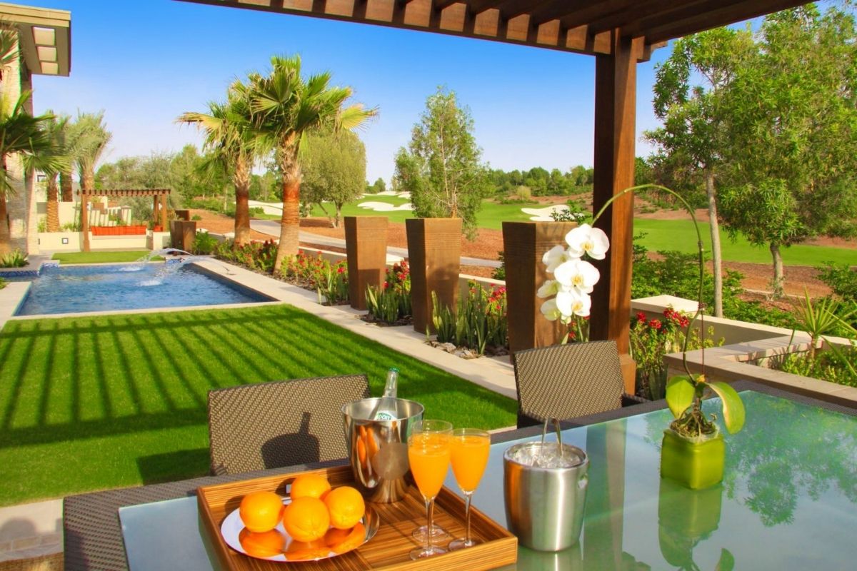 Villa 1